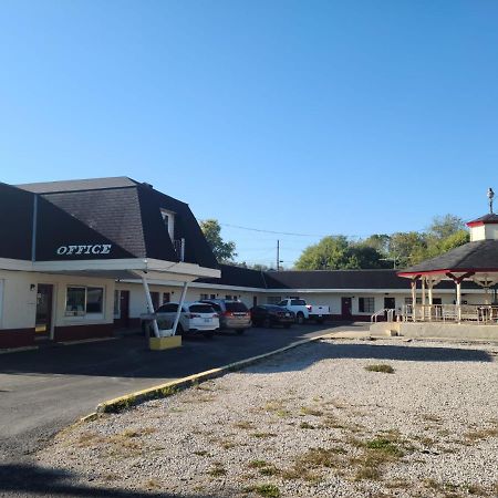 Etown Motel Elizabethtown Exterior photo